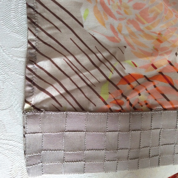 Chico’s sheer silk open weaved ribbon trim top Chicos size 3 or large - Picture 16 of 16